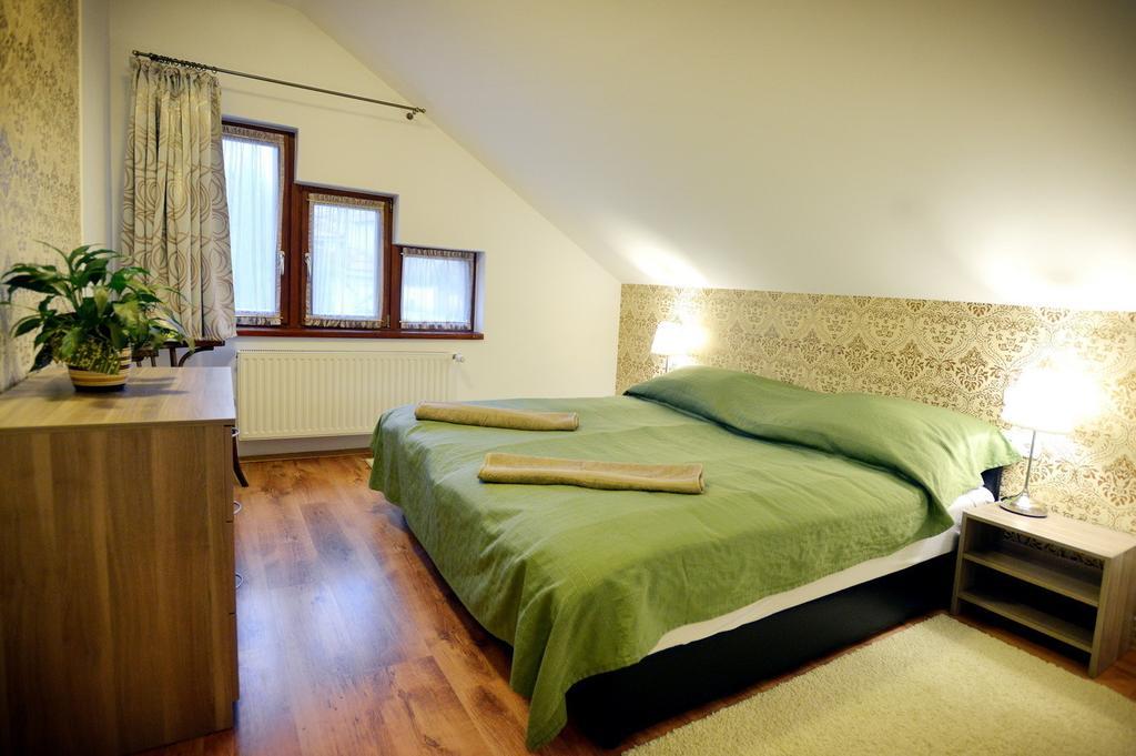 Corner Apartman Eger Kamer foto